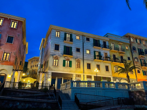 Sorrento lung linh về đêm