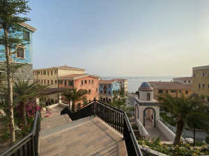 thị trấn sở hữu lâu dài sát biển