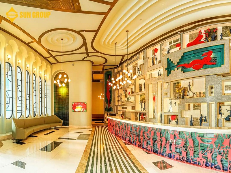 Sun Signature Gallery