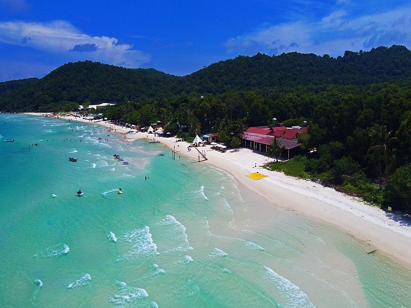 Thiên nhiên hoang sơ chưa có dịch vụ